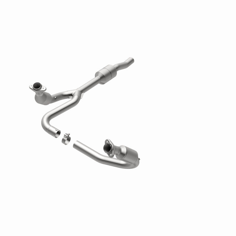 MagnaFlow Dodge Ram 1500 OEM Grade Federal / EPA Compliant Direct-Fit Catalytic Converter 49554 360 Degree Image Set