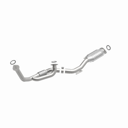 MagnaFlow OEM Grade Federal / EPA Compliant Direct-Fit Catalytic Converter 51091 360 Degree Image Set