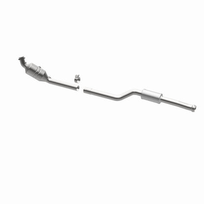 MagnaFlow Mercedes-Benz OEM Grade Federal / EPA Compliant Direct-Fit Catalytic Converter 51916 360 Degree Image Set