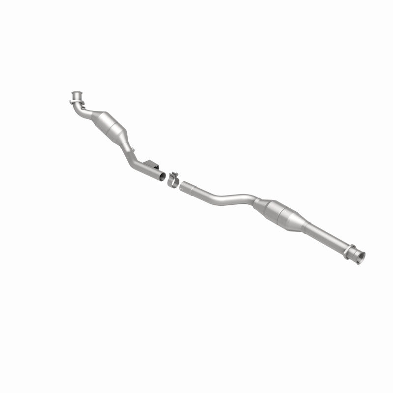 MagnaFlow Mercedes-Benz E320 OEM Grade Federal / EPA Compliant Direct-Fit Catalytic Converter 51422 360 Degree Image Set