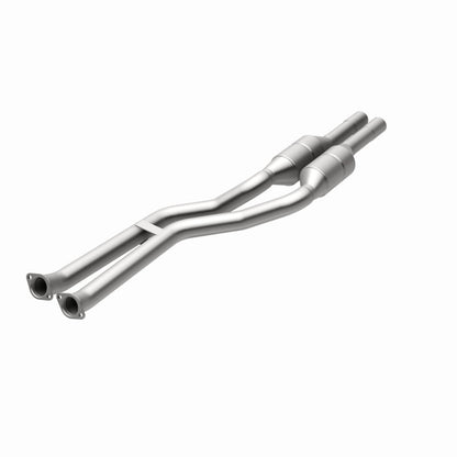 MagnaFlow BMW OEM Grade Federal / EPA Compliant Direct-Fit Catalytic Converter 49760 360 Degree Image Set