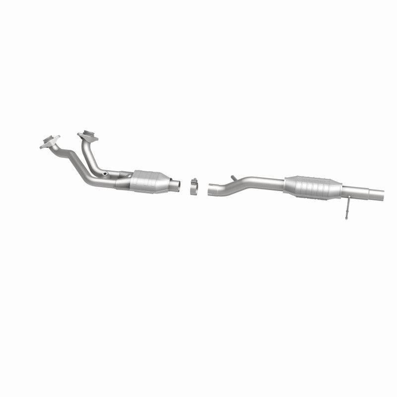MagnaFlow Ford California Grade CARB Compliant Direct-Fit Catalytic Converter 334302 360 Degree Image Set