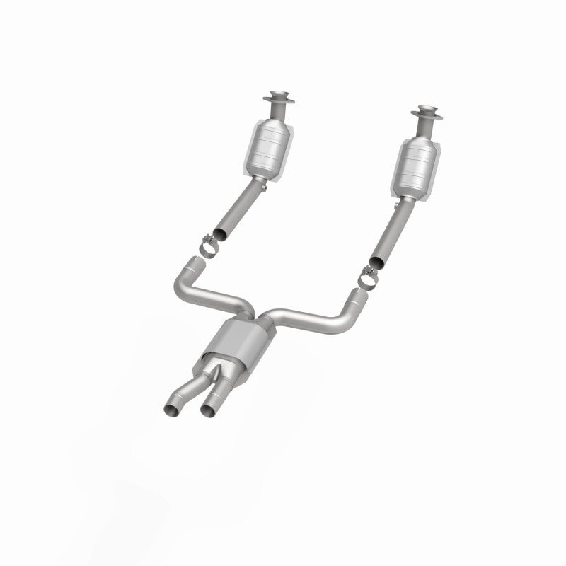 MagnaFlow HM Grade Federal / EPA Compliant Direct-Fit Catalytic Converter 23936 360 Degree Image Set