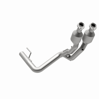 MagnaFlow Jeep Cherokee HM Grade Federal / EPA Compliant Direct-Fit Catalytic Converter 24997 360 Degree Image Set