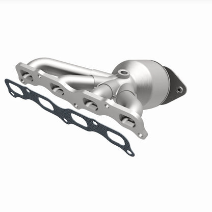 Magnaflow 2016 Mitsubishi Outlander Manifold 2.4L Direct Fit Catalytic Converter 290103 290103 360 Degree Image Set