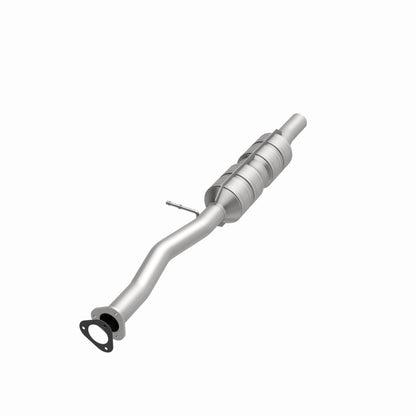 MagnaFlow Ford HM Grade Federal / EPA Compliant Direct-Fit Catalytic Converter 55323 360 Degree Image Set