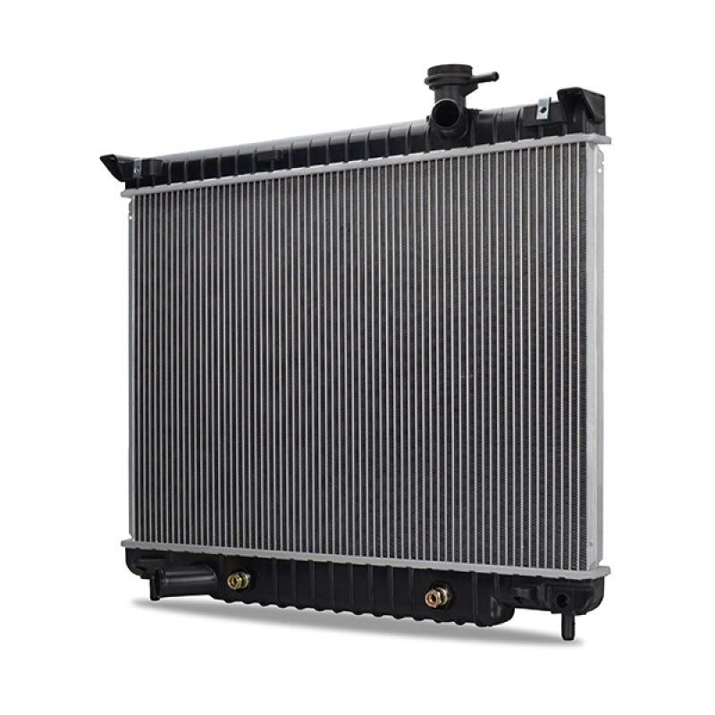 Mishimoto 2004-2007 Buick Rainier 4.2L Replacement Radiator R2458-AT Photo - Close Up