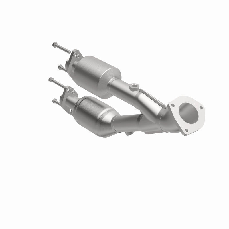 MagnaFlow Jeep Cherokee OEM Grade Federal / EPA Compliant Direct-Fit Catalytic Converter 49465 360 Degree Image Set