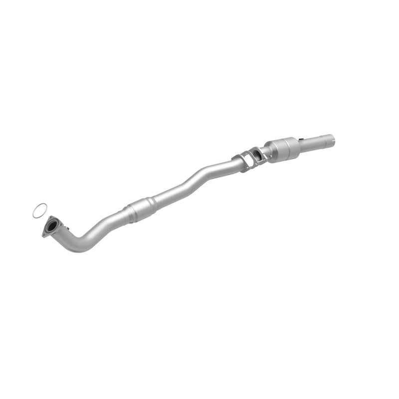 MagnaFlow California Grade CARB Compliant Direct-Fit Catalytic Converter 447282 360 Degree Image Set