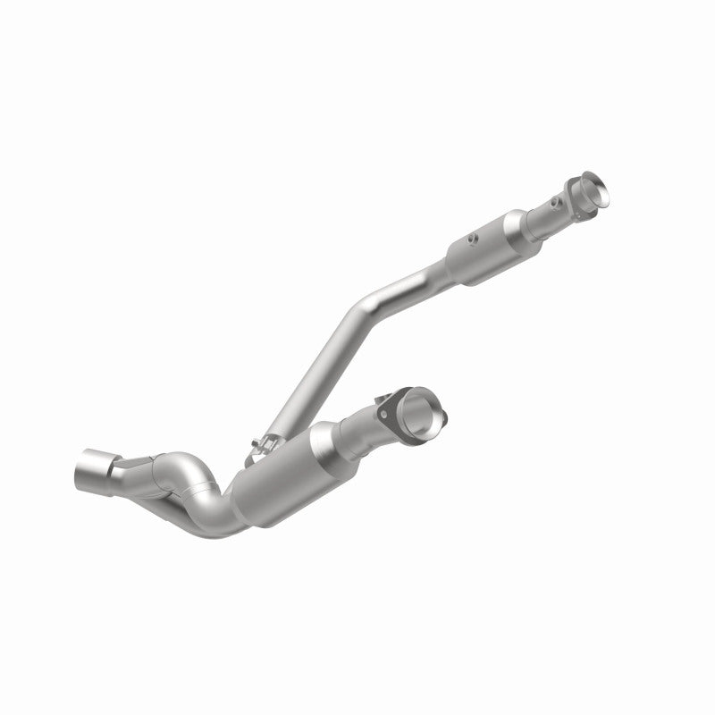 MagnaFlow California Grade CARB Compliant Direct-Fit Catalytic Converter 5551665 360 Degree Image Set