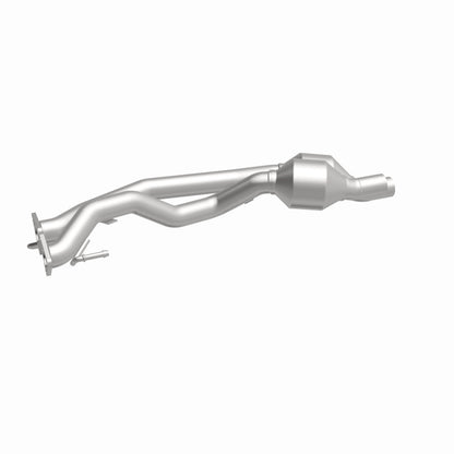 MagnaFlow OEM Grade Federal / EPA Compliant Direct-Fit Catalytic Converter 51957 360 Degree Image Set