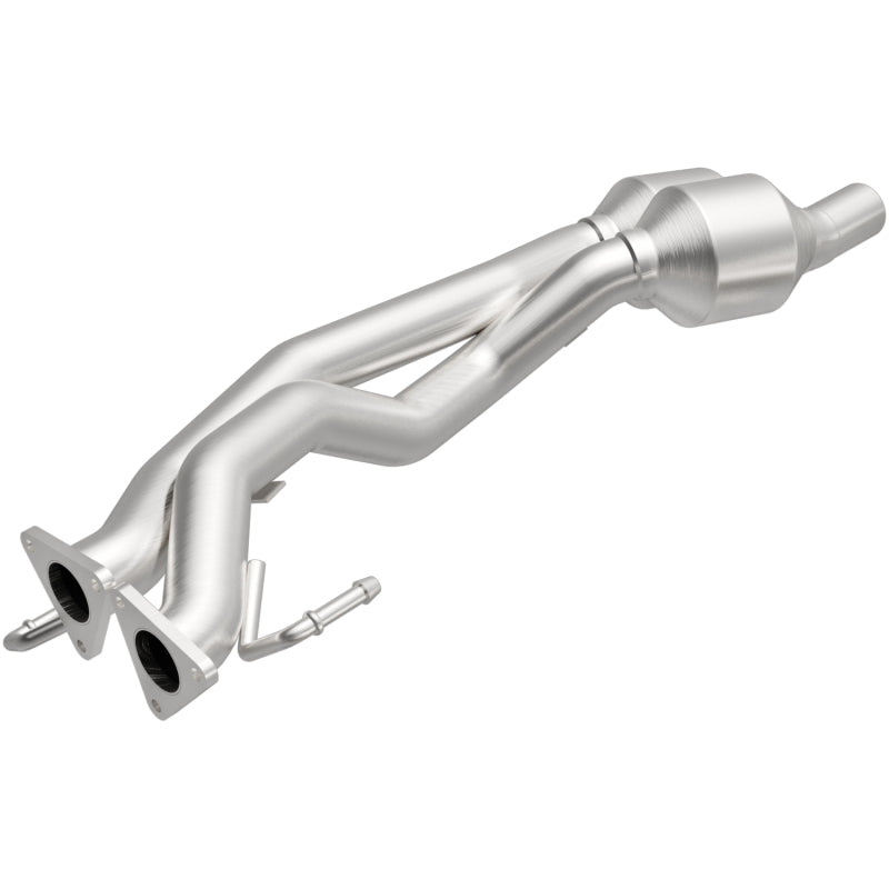MagnaFlow OEM Grade Federal / EPA Compliant Direct-Fit Catalytic Converter 51957 Photo - Primary