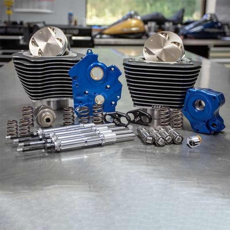 S&S Cycle 2017+ M8 Models 4.250in Bore 550C Cam w/ Chrome Pushrods Power Pack - Black w/ Highlight 310-1050B 310-1050B Photo - Primary