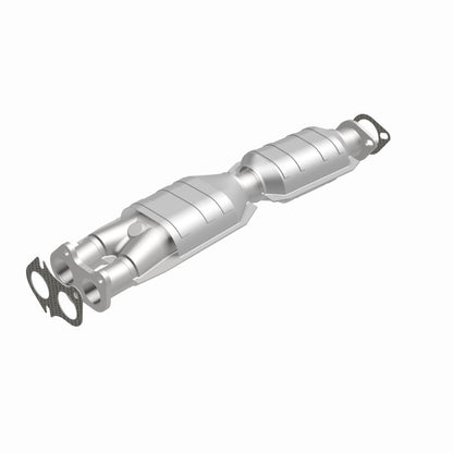 MagnaFlow Ford Standard Grade Federal / EPA Compliant Direct-Fit Catalytic Converter 23386 360 Degree Image Set