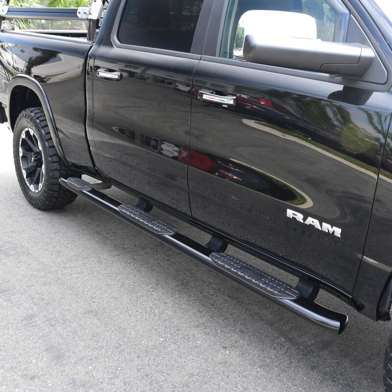 Westin PRO TRAXX 5 Oval W2W Nerf Step Bars 21-534705 Photo - Mounted