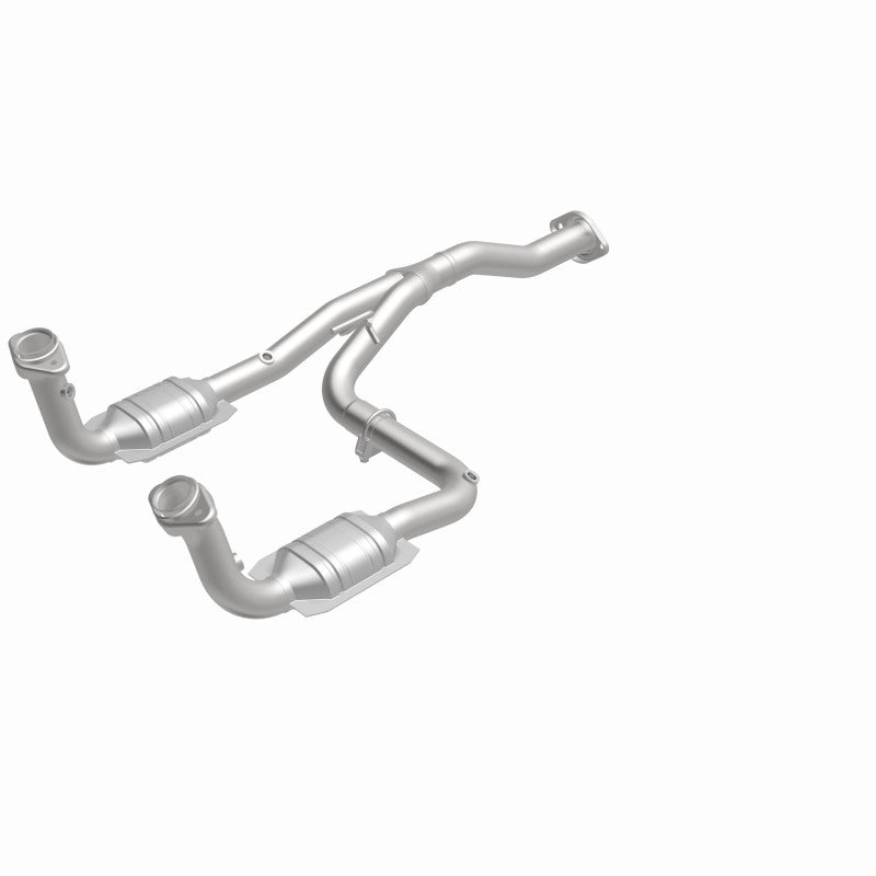 MagnaFlow Jeep Liberty HM Grade Federal / EPA Compliant Direct-Fit Catalytic Converter 23957 360 Degree Image Set