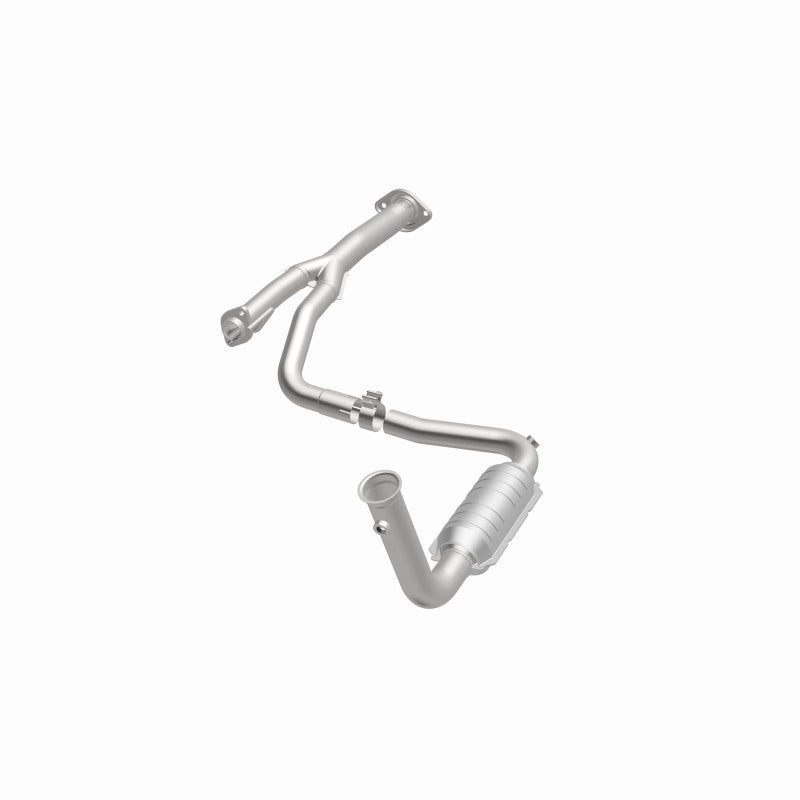 MagnaFlow Jeep Liberty OEM Grade Federal / EPA Compliant Direct-Fit Catalytic Converter 49582 360 Degree Image Set