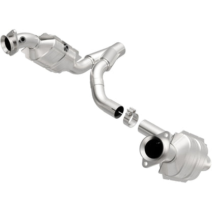 MagnaFlow OEM Grade Federal / EPA Compliant Direct-Fit Catalytic Converter 49664 Photo - Primary