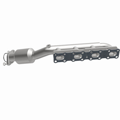 Magnaflow 2004 Nissan Titan 5.6L Direct Fit Converter 4583380 4583380 360 Degree Image Set