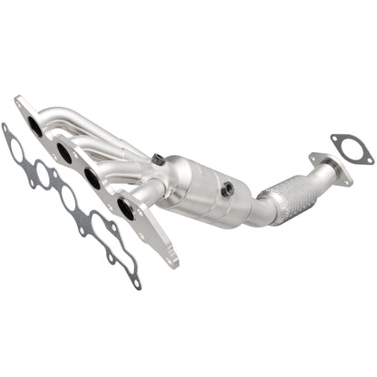 MagnaFlow Ford Focus OEM Grade Federal / EPA Compliant Manifold Catalytic Converter 49139 Photo - Primary