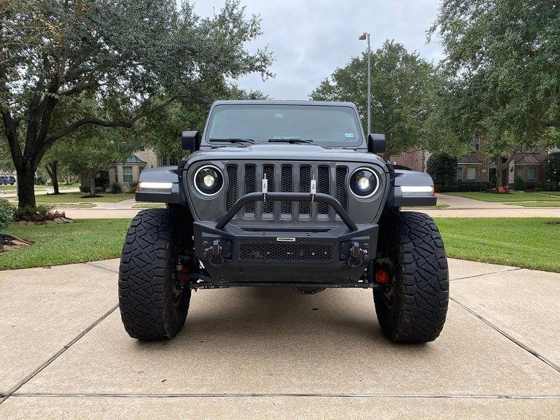 ORACLE Lighting Oracle Oculus Bi-LED Projector Headlights for Jeep JL/Gladiator JT - Matte Black - 5500K 5839-504 5839-504 Photo - lifestyle view