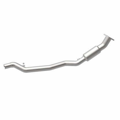 MagnaFlow OEM Grade Federal / EPA Compliant Direct-Fit Catalytic Converter 21-539 360 Degree Image Set