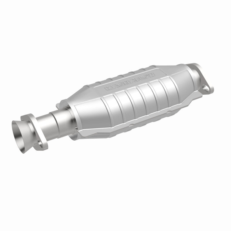 MagnaFlow Mitsubishi Montero HM Grade Federal / EPA Compliant Direct-Fit Catalytic Converter 93286 360 Degree Image Set