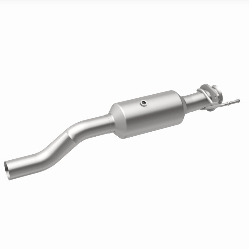 Magnaflow 20-22 Ford F-350 Super Duty V8 7.3L Rear Underbody Direct Fit Catalytic Converter 280440 280440 360 Degree Image Set
