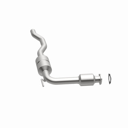 MagnaFlow Volkswagen EuroVan HM Grade Federal / EPA Compliant Direct-Fit Catalytic Converter 23181 360 Degree Image Set