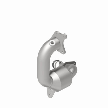 MagnaFlow Nissan Juke OEM Grade Federal / EPA Compliant Direct-Fit Catalytic Converter 52438 360 Degree Image Set
