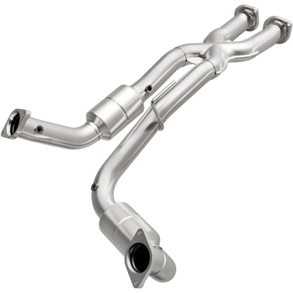 MagnaFlow Jeep Grand Cherokee OEM Grade Federal / EPA Compliant Direct-Fit Catalytic Converter 49046 Photo - Primary