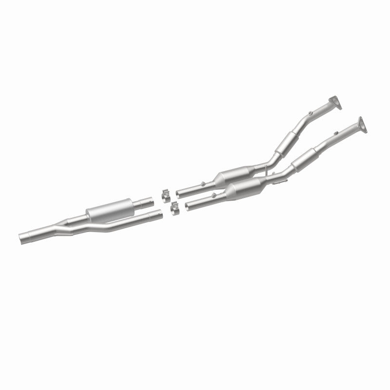 MagnaFlow Audi A3 Quattro OEM Grade Federal / EPA Compliant Direct-Fit Catalytic Converter 49873 360 Degree Image Set