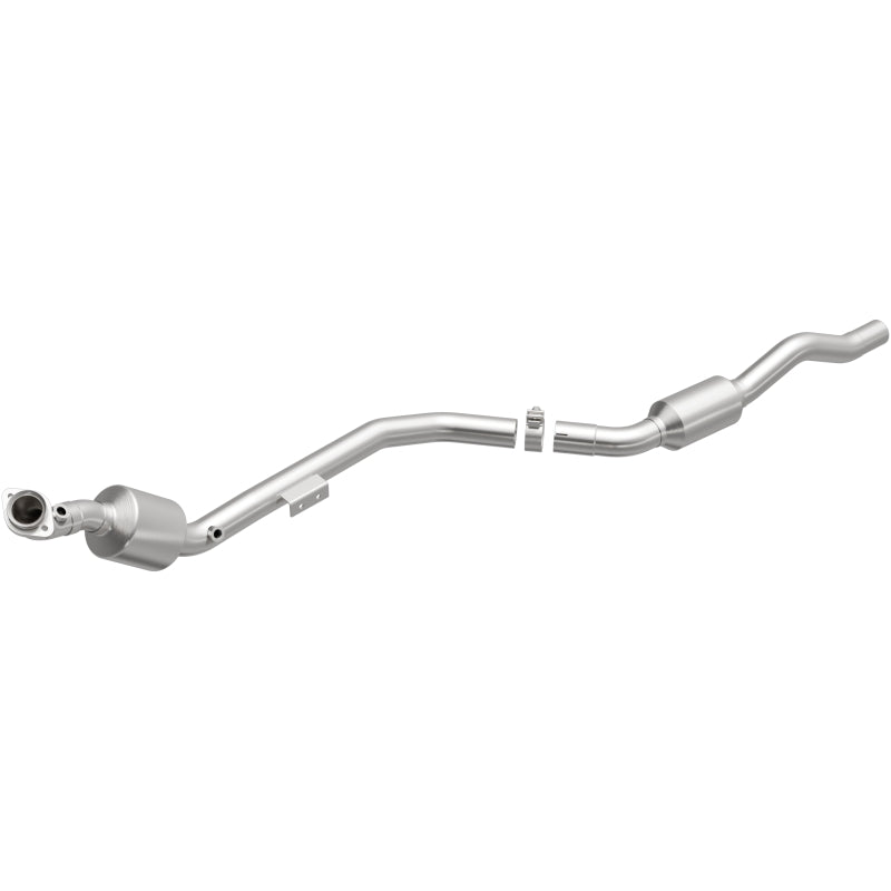MagnaFlow Mercedes-Benz E350 California Grade CARB Compliant Direct-Fit Catalytic Converter 551645 Photo - Primary