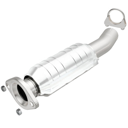 MagnaFlow Toyota Sienna OEM Grade Federal / EPA Compliant Direct-Fit Catalytic Converter 49099 Photo - Primary