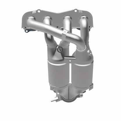 MagnaFlow Toyota Highlander HM Grade Federal / EPA Compliant Manifold Catalytic Converter 23085 360 Degree Image Set
