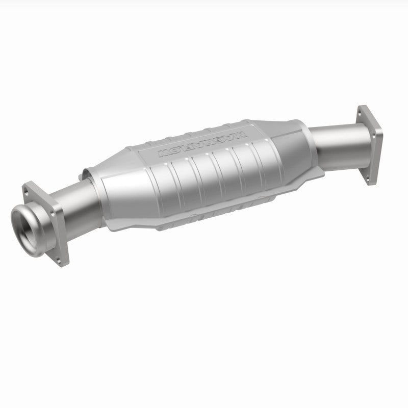 MagnaFlow Standard Grade Federal / EPA Compliant Direct-Fit Catalytic Converter 23425 360 Degree Image Set