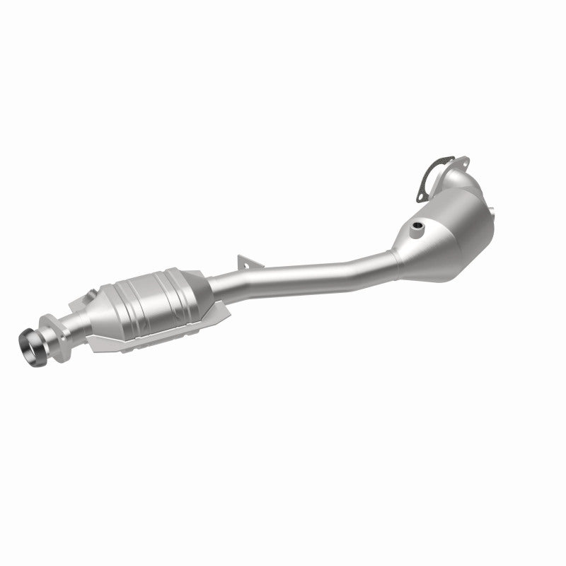 Magnaflow 2005 Subaru Outback 2.5L Direct Fit Converter 5481622 5481622 360 Degree Image Set