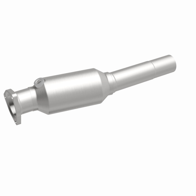 MagnaFlow Volkswagen Standard Grade Federal / EPA Compliant Direct-Fit Catalytic Converter 22915 360 Degree Image Set