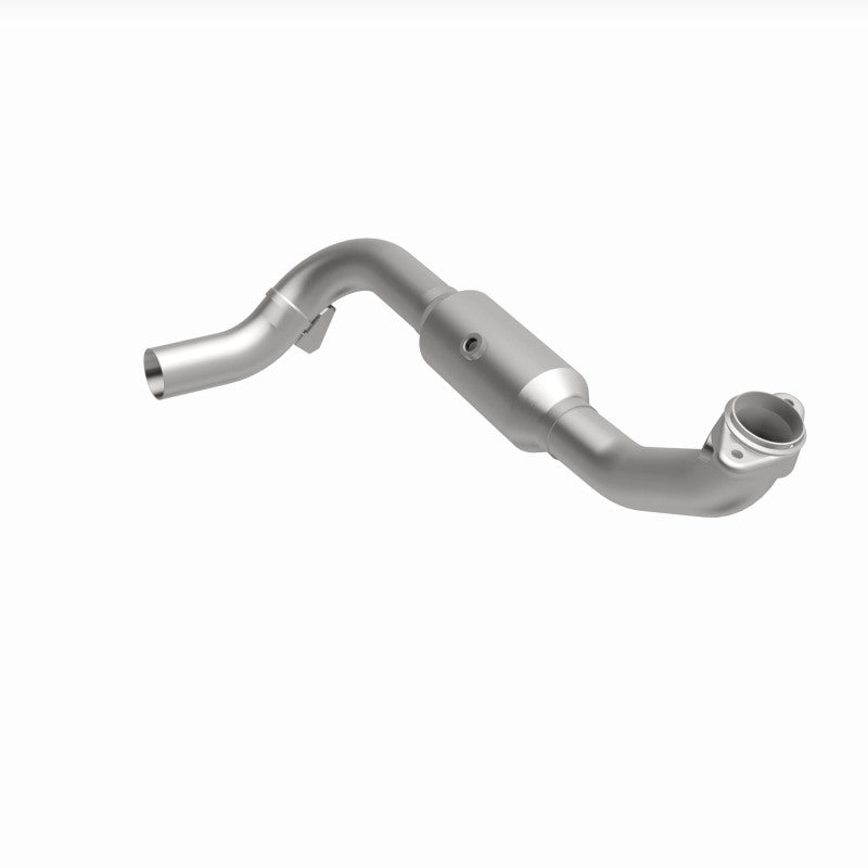 Magnaflow 05-06 Lincoln Navigator 5.4L Direct Fit Catalytic Converter - Passenger Side 4651507 4651507 360 Degree Image Set