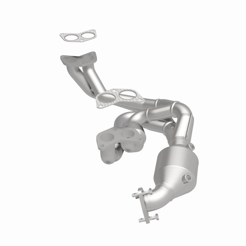 MagnaFlow Subaru OEM Grade Federal / EPA Compliant Manifold Catalytic Converter 52587 360 Degree Image Set