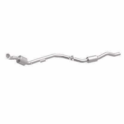 MagnaFlow Mercedes-Benz E350 OEM Grade Federal / EPA Compliant Direct-Fit Catalytic Converter 51645 360 Degree Image Set