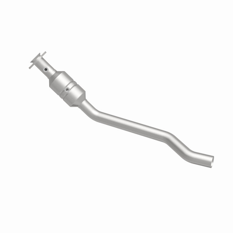MagnaFlow OEM Grade Federal / EPA Compliant Direct-Fit Catalytic Converter 49739 360 Degree Image Set