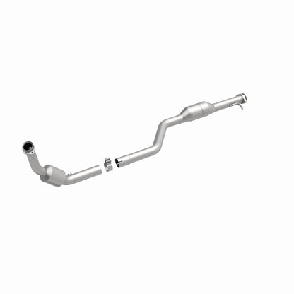 MagnaFlow Mercedes-Benz SL500 OEM Grade Federal / EPA Compliant Direct-Fit Catalytic Converter 51652 360 Degree Image Set