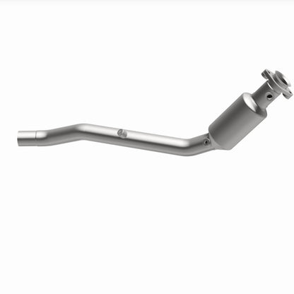 Magnaflow 05-06 Land Rover LR3 4.4L Direct Fit Converter 4651718 4651718 360 Degree Image Set
