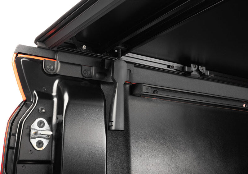 Extang 2024 Toyota Tacoma (5ft Bed) Trifecta Signature 2.0 94832 94832 Photo - Close Up
