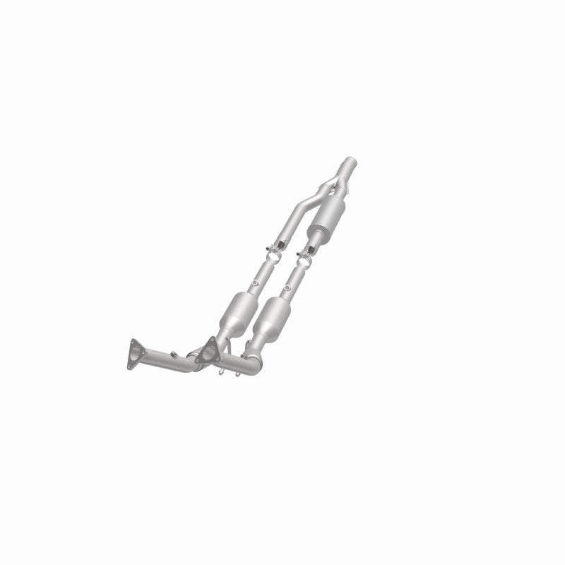 MagnaFlow HM Grade Federal / EPA Compliant Direct-Fit Catalytic Converter 24587 360 Degree Image Set