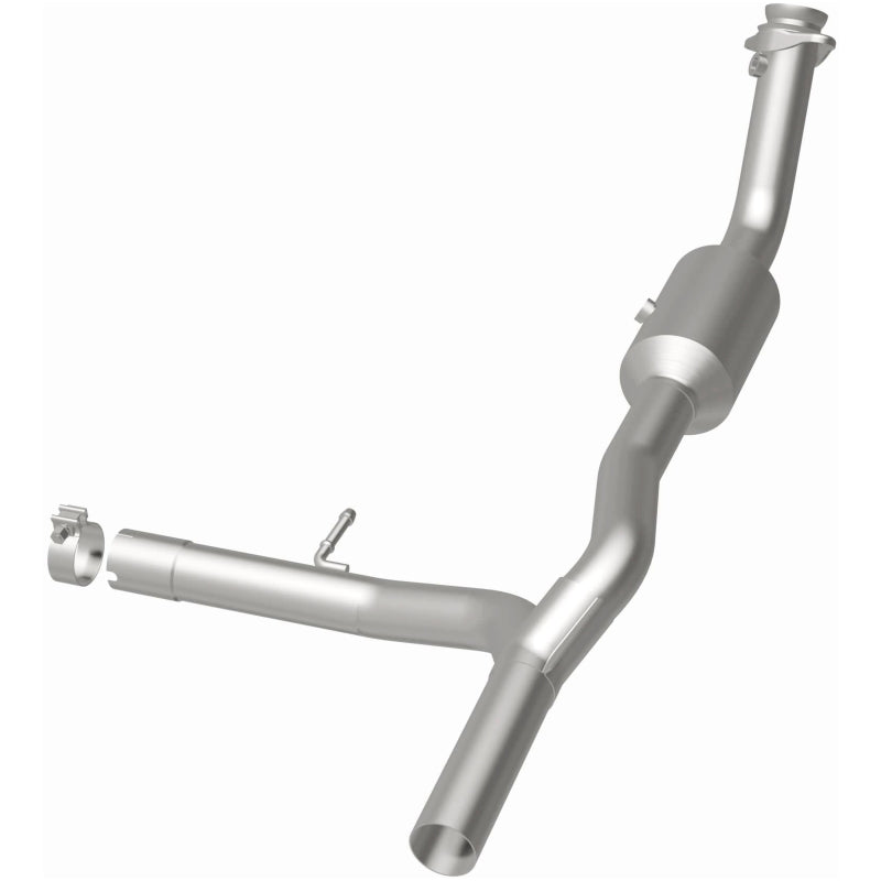 MagnaFlow Ford F-150 OEM Grade Federal / EPA Compliant Direct-Fit Catalytic Converter 21-834 Photo - out of package