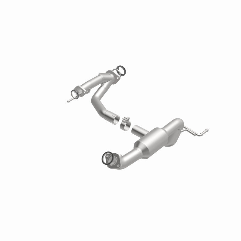 MagnaFlow Toyota Tacoma OEM Grade Federal / EPA Compliant Direct-Fit Catalytic Converter 52562 360 Degree Image Set