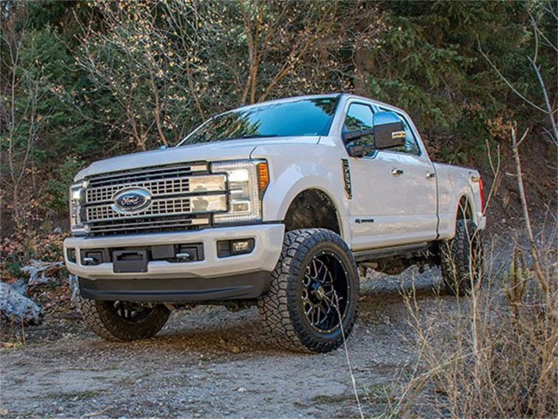 Tuff Country 17-22 Ford F-250/F-350 Super Duty 4x4 w/Gas Engine 4in Performance Lift Kit (No Shocks) 24989 24989 Photo - Mounted