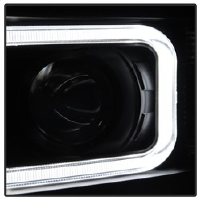 SPYDER Xtune Chevy Silverado 1500/2500/3500 07-13 Projector Headlights Black PRO-JH-CS07-LED-BK 9027796 9027796 Photo - Unmounted